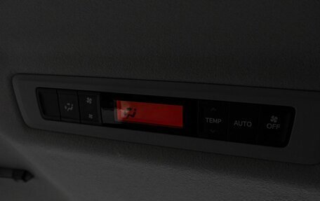 Toyota Esquire I, 2014 год, 2 070 000 рублей, 18 фотография