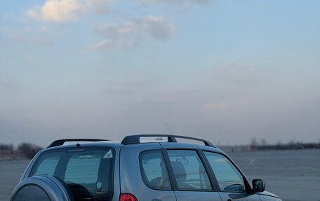 Chevrolet Niva I рестайлинг, 2015 год, 900 000 рублей, 3 фотография