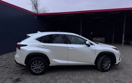 Lexus NX I, 2017 год, 3 500 000 рублей, 5 фотография