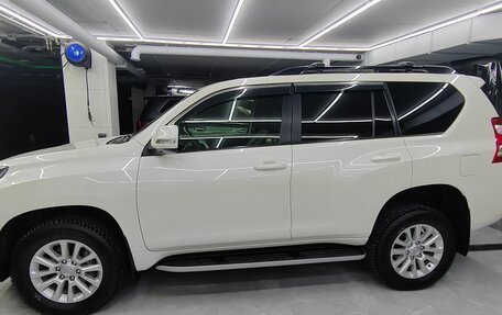 Toyota Land Cruiser Prado 150 рестайлинг 2, 2015 год, 4 500 000 рублей, 4 фотография