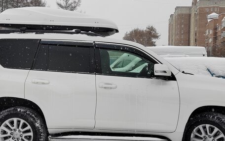 Toyota Land Cruiser Prado 150 рестайлинг 2, 2015 год, 4 500 000 рублей, 19 фотография