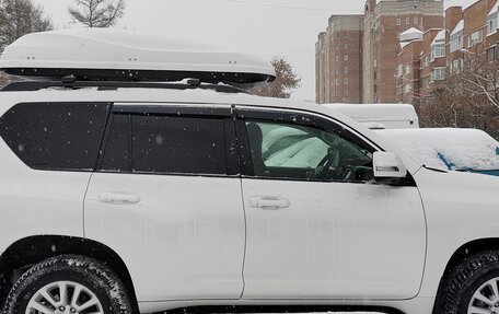 Toyota Land Cruiser Prado 150 рестайлинг 2, 2015 год, 4 500 000 рублей, 18 фотография