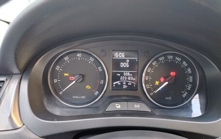 Skoda Rapid I, 2014 год, 790 000 рублей, 2 фотография