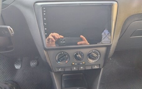 Skoda Rapid I, 2014 год, 790 000 рублей, 6 фотография