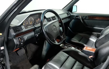 Mercedes-Benz E-Класс, 1993 год, 13 500 000 рублей, 5 фотография