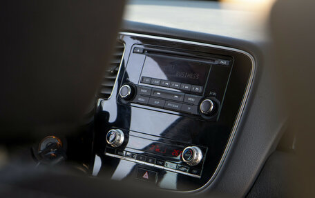 Mitsubishi Outlander III рестайлинг 3, 2021 год, 2 498 000 рублей, 12 фотография