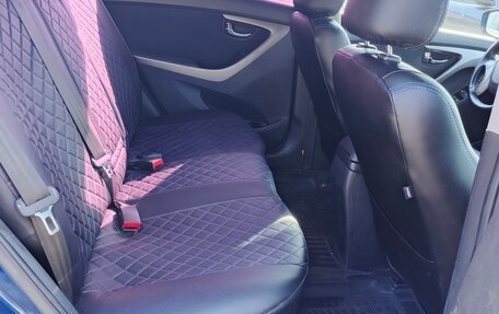 Hyundai Elantra V, 2012 год, 850 000 рублей, 10 фотография