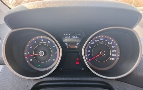 Hyundai Elantra V, 2012 год, 850 000 рублей, 11 фотография