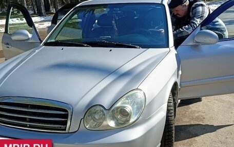 Hyundai Sonata IV рестайлинг, 2006 год, 450 000 рублей, 4 фотография