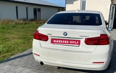 BMW 3 серия, 2016 год, 2 380 000 рублей, 3 фотография