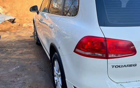 Volkswagen Touareg III, 2011 год, 2 290 000 рублей, 9 фотография