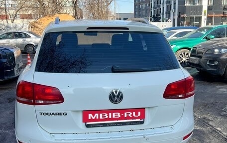 Volkswagen Touareg III, 2011 год, 2 290 000 рублей, 7 фотография