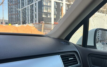 Volkswagen Touareg III, 2011 год, 2 290 000 рублей, 36 фотография