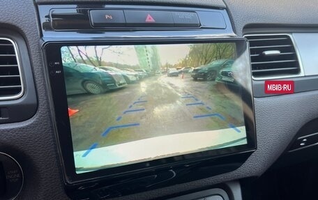 Volkswagen Touareg III, 2011 год, 2 290 000 рублей, 38 фотография