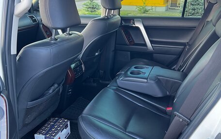 Toyota Land Cruiser Prado 150 рестайлинг 2, 2014 год, 3 800 000 рублей, 3 фотография