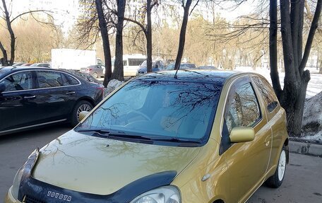 Toyota Vitz, 1999 год, 360 000 рублей, 8 фотография
