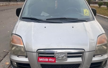 Hyundai Starex I рестайлинг, 2003 год, 775 000 рублей, 2 фотография