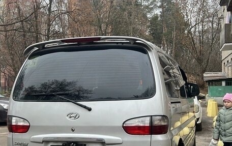 Hyundai Starex I рестайлинг, 2003 год, 775 000 рублей, 10 фотография