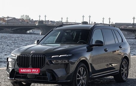 BMW X7, 2023 год, 13 500 000 рублей, 3 фотография