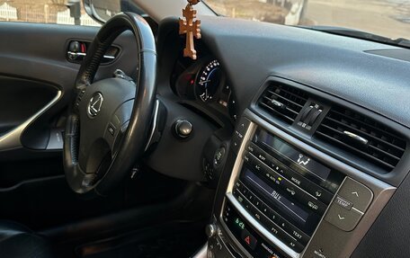 Lexus IS II рестайлинг 2, 2008 год, 1 600 000 рублей, 17 фотография