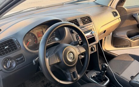 Volkswagen Polo VI (EU Market), 2013 год, 750 000 рублей, 8 фотография