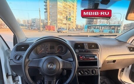 Volkswagen Polo VI (EU Market), 2013 год, 750 000 рублей, 10 фотография