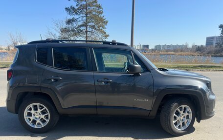 Jeep Renegade I рестайлинг, 2022 год, 2 550 000 рублей, 8 фотография