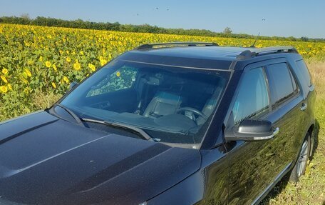 Ford Explorer VI, 2015 год, 1 600 000 рублей, 3 фотография