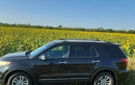 Ford Explorer VI, 2015 год, 1 600 000 рублей, 5 фотография