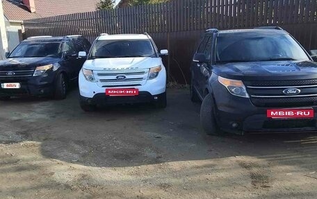 Ford Explorer VI, 2015 год, 1 600 000 рублей, 24 фотография