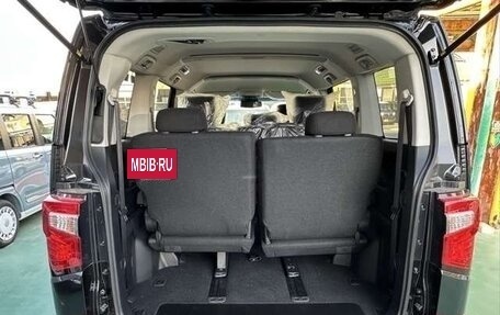 Mitsubishi Delica D:5 I, 2023 год, 4 100 000 рублей, 13 фотография