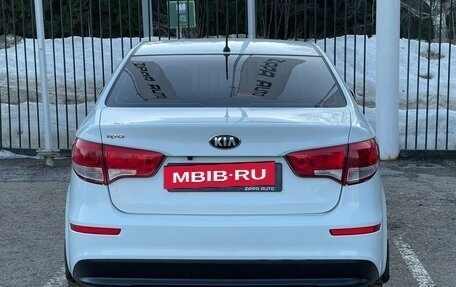 KIA Rio III рестайлинг, 2015 год, 999 000 рублей, 5 фотография