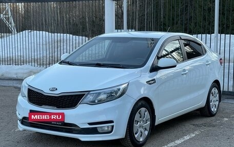 KIA Rio III рестайлинг, 2015 год, 999 000 рублей, 3 фотография