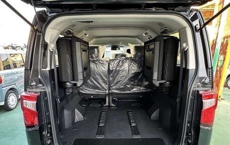 Mitsubishi Delica D:5 I, 2023 год, 4 100 000 рублей, 14 фотография