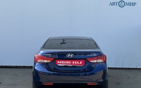 Hyundai Elantra V, 2012 год, 850 000 рублей, 6 фотография