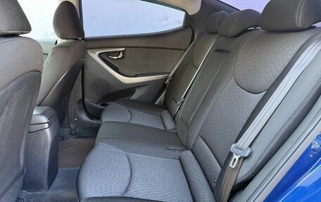 Hyundai Elantra V, 2012 год, 850 000 рублей, 11 фотография