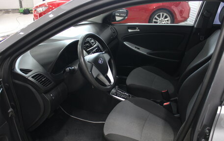 Hyundai Solaris II рестайлинг, 2012 год, 778 000 рублей, 5 фотография