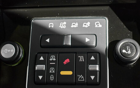 Land Rover Discovery IV, 2013 год, 2 330 000 рублей, 17 фотография