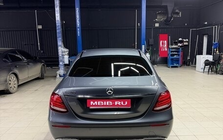 Mercedes-Benz E-Класс, 2016 год, 3 600 000 рублей, 5 фотография