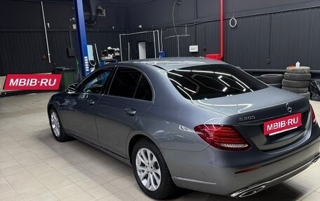 Mercedes-Benz E-Класс, 2016 год, 3 600 000 рублей, 15 фотография