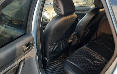 Ford Focus II рестайлинг, 2005 год, 365 000 рублей, 12 фотография