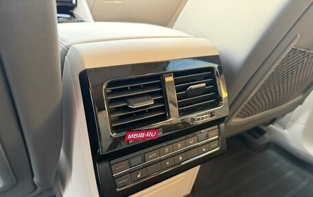 Volkswagen Touareg III, 2019 год, 4 850 000 рублей, 8 фотография