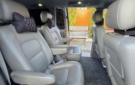 KIA Carnival III, 2004 год, 620 000 рублей, 16 фотография