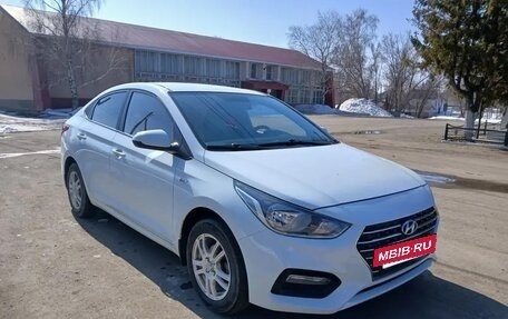 Hyundai Solaris II рестайлинг, 2017 год, 1 450 000 рублей, 4 фотография