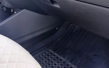 Hyundai Solaris II рестайлинг, 2017 год, 1 450 000 рублей, 17 фотография