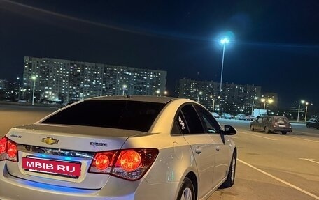 Chevrolet Cruze II, 2013 год, 670 000 рублей, 3 фотография