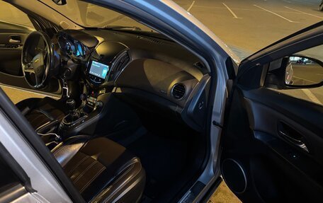 Chevrolet Cruze II, 2013 год, 670 000 рублей, 9 фотография