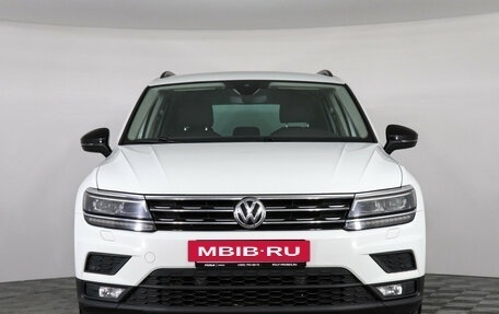 Volkswagen Tiguan II, 2020 год, 2 997 000 рублей, 2 фотография