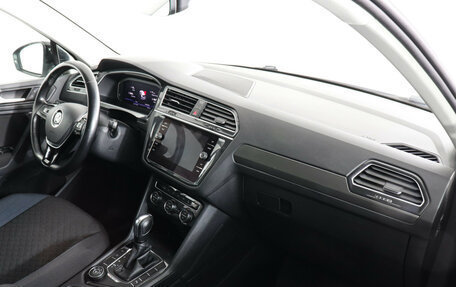 Volkswagen Tiguan II, 2020 год, 2 997 000 рублей, 10 фотография