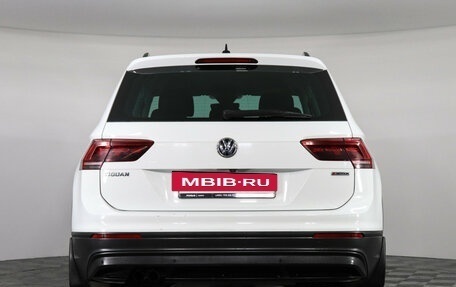 Volkswagen Tiguan II, 2020 год, 2 997 000 рублей, 6 фотография